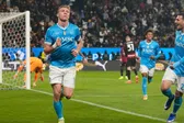 Napoli supera al Milán y se mete a la Final de la Supercopa Italia