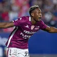 Diber Cambindo: León se adelanta a Pumas en la puja por el delantero colombiano