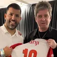 Kun Agüero y Noel Gallagher: La amistad "Citizen" se tiñe de rojo Independiente