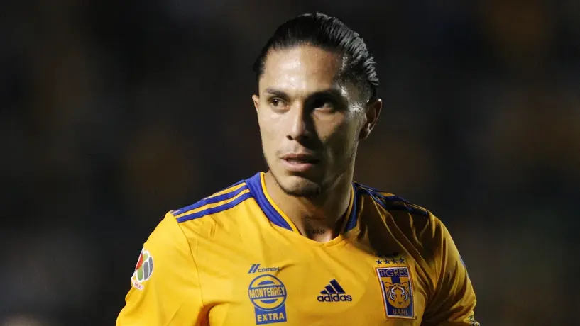 De Tigre a Rayado: Carlos Salcedo se alista para revivir el Clásico Regio desde el otro lado