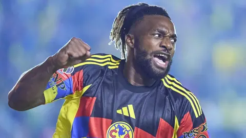 Allan Saint-Maximin rompe el silencio y aclara su posible llamado a la Copa del Mundo