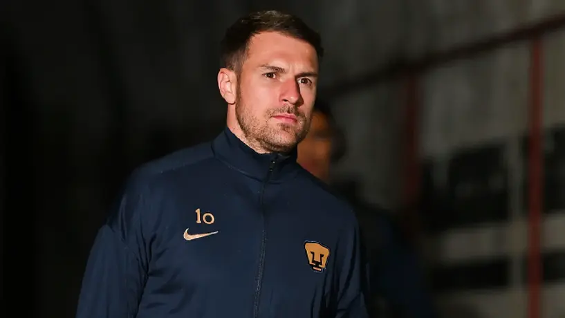 Ruso Zamogilny arremete contra Aaron Ramsey: “Es un tipo antiprofesional”