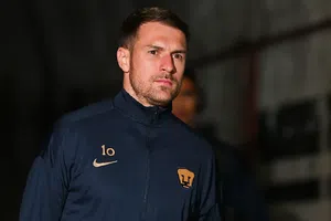 Ruso Zamogilny arremete contra Aaron Ramsey: “Es un tipo antiprofesional”