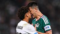 César Montes y Máxi Araújo se enfrascan en bronca en los minutos finales del México vs Uruguay