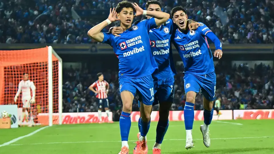 ¡Cruz Azul a Semifinales! La Máquina vence a Chivas en Cuartos de Final