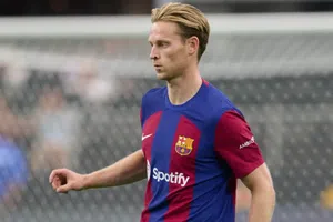 ¡Barcelona enciende las alarmas! Frenkie de Jong se ausentó previo al Clásico