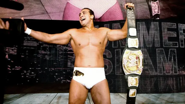 ¡Rompió el silencio! Alberto 'El Patrón' reveló en La Granja VIP la verdadera razón de su salida de WWE