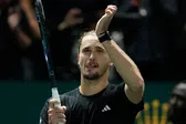 Zverev salva dos match points y enfrentará a Sinner en Semifinal del Masters de París