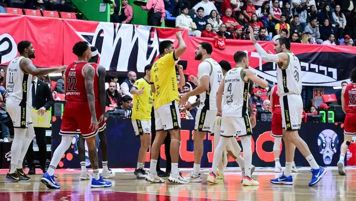 Fuerza Regia dominó a los Diablos Rojos del México y se llevó el primero de la serie en la LNBP