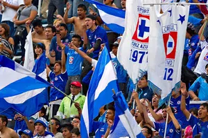 Afición de Cruz Azul planea especial recibimiento para la Vuelta Chivas