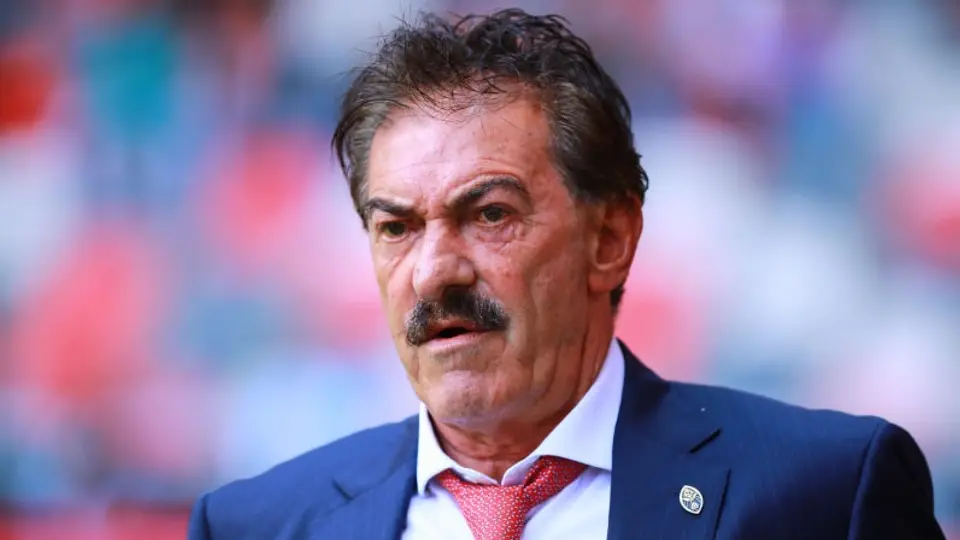 Ricardo La Volpe explota y llama "vendidos" a los mexicanos previo a Final del Mundial