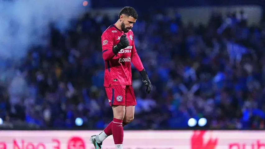 Larcamón lanza elogio a Andrés Gudiño | IMAGO7