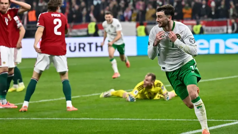 Aeropuerto de Irlanda 'cambia' nombre a Troy Parrott en honor al jugador que le dio boleto al repechaje
