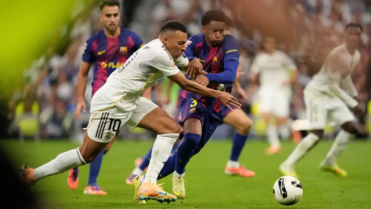 ¡Polémica en El Clásico! Real Madrid vs Barcelona genera controversia por decisiones arbitrales | AP