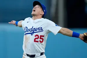 ¡Dodgers derrotó a Brewers y están a un juego de la Serie Mundial!