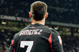 Massimiliano Allegri espera, con anhelo, el regreso de Santiago Giménez: “Lo necesitamos”