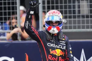 Max Verstappen se lleva la pole position del GP de Estados Unidos y aprieta a los McLaren