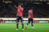 Hormiga González, en la lista de los mejores goleadores de Chivas por semestre