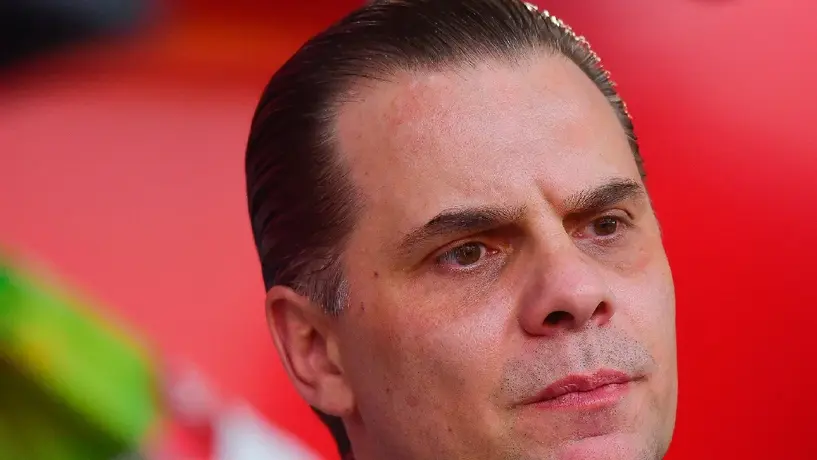 Martinoli lanza indirecta a comentario de León Krauze: “Estoy escuchando ‘Celos’”