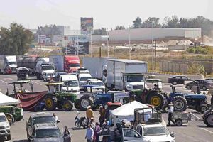 Transportistas y campesinos anuncian megabloqueo nacional el 24 de noviembre