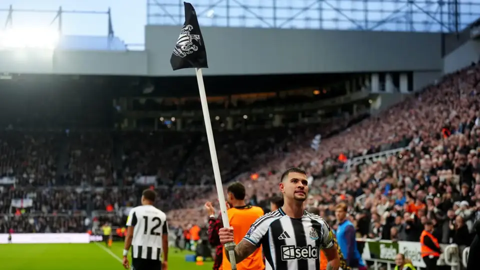 ¡Magia en St. James' Park! Bruno Guimaraes anota un gol olímpico histórico para el Newcastle
