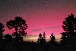 Auroras boreales en México: tormenta solar severa pinta el cielo de verde y púrpura