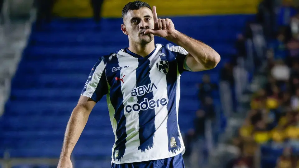 ‘Corazón y huev..’: Así fue el festejo de Lucas Ocampos por el pase de Rayados a Semifinales