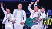¡Cayó la ley! Grupo Firme a investigación por cantar narcocorridos en concierto