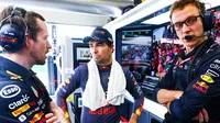 "Había muchos intereses": Checo Pérez habló sobre la preferencia de Red Bull con Verstappen