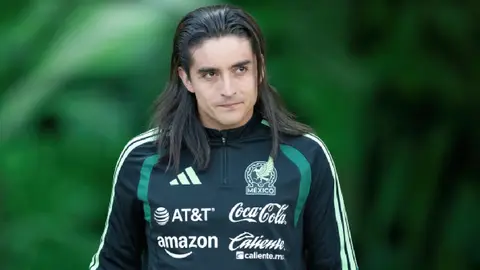 ¡Torreón es de Acevedo! El portero de Santos fue ovacionado pese a no ser titular ante Uruguay