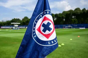 ¿Reemplazo de Chiquete? Cruz Azul firma central mexicano de cara al Clausura 2026