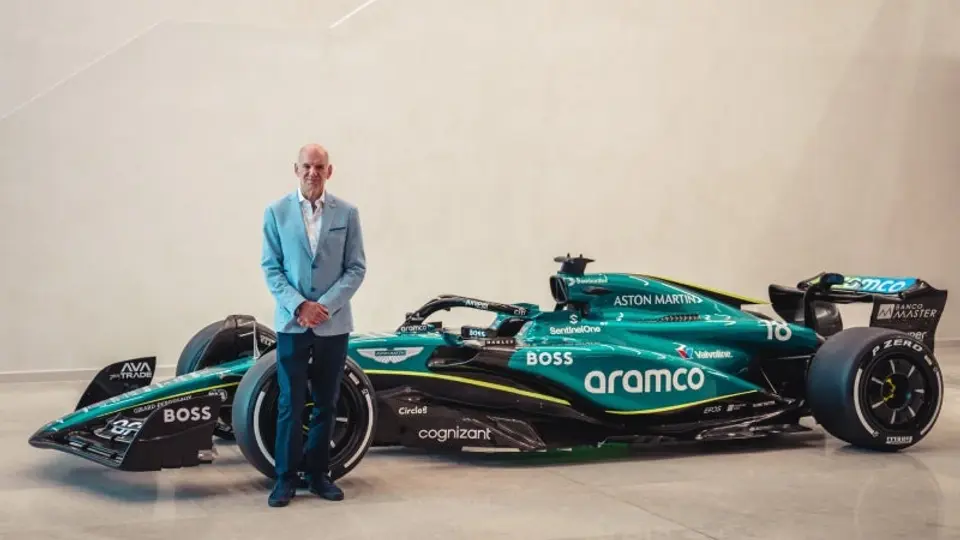 ¿Pedrada a Red Bull? Adrian Newey destaca el "entorno agradable" que tiene Aston Martin
