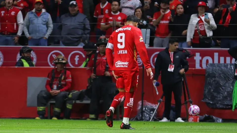 ¿Estará para Liguilla? Alexis Vega manda mensaje en medio de rehabilitación