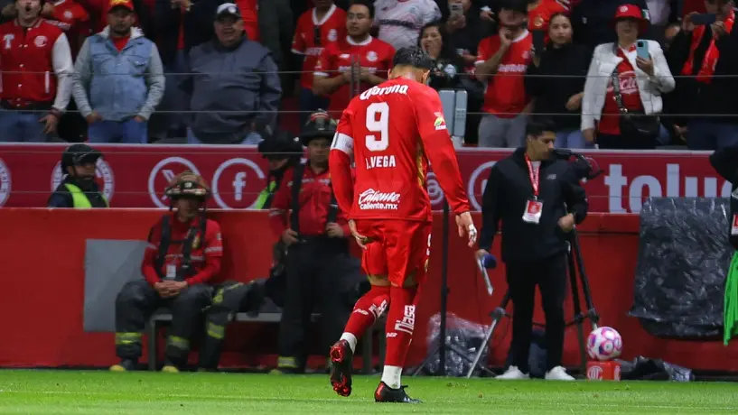 ¿Estará para Liguilla? Alexis Vega manda mensaje en medio de rehabilitación