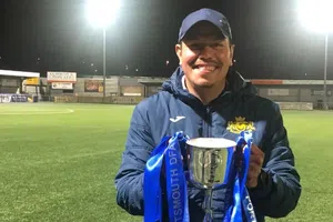 De Oaxaca al Chelsea: la historia de Germán López, el entrenador mexicano que conquista Inglaterra