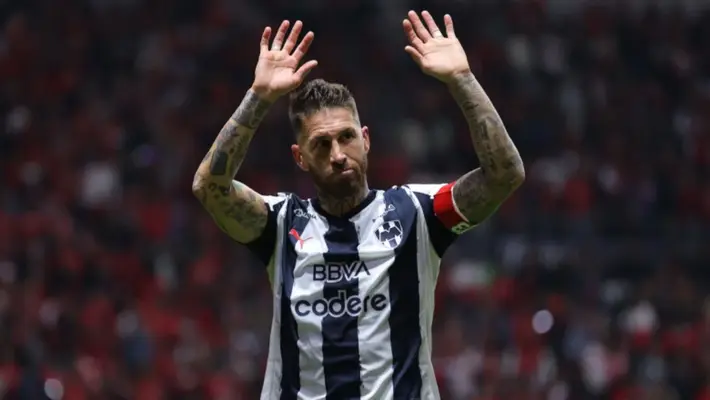 ¿Sergio Ramos en la cancha en partido del Barcelona?