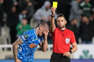 FIFA busca impulsar cambios en el arbitraje con reglas antisimulación y para contrarrestar tiempos muertos