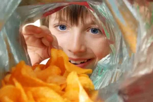 ¿Vuelve la comida chatarra a escuelas de México? Esto ordenó la Suprema Corte