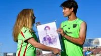 ¡Momento especial! Diego Ochoa recibió reconocimiento de Juárez tras participación en Mundial Sub-20