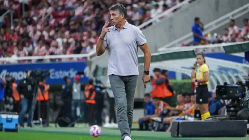 Siboldi en Liga MX en un partido ante Chivas | IMAGO7