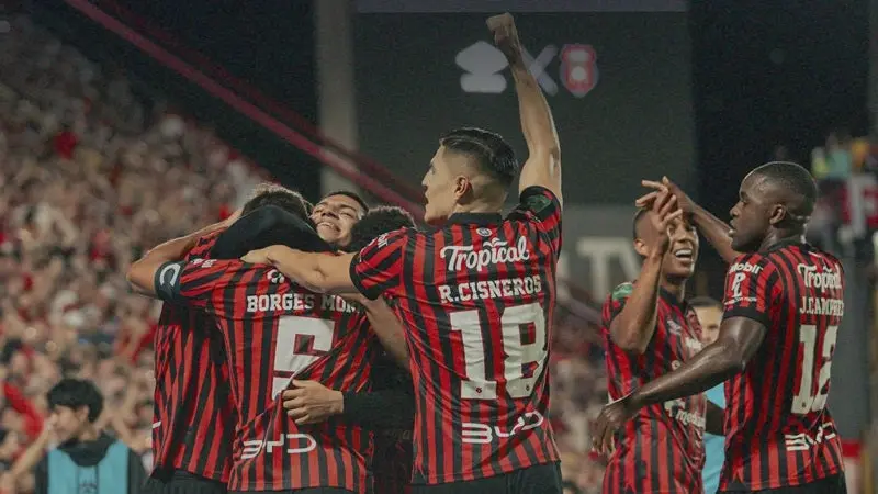 Ronaldo Cisneros campeón en Costa Rica | X: @ldacr