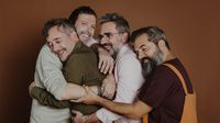 Love of Lesbian cierra gira en la FIL de Guadalajara y analiza bajarse de Spotify