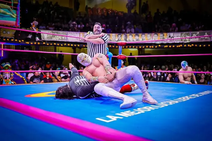 Místico ganó en la Arena Coliseo | X: @cmll_mx