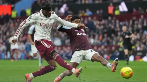 ¡Sus villanos favoritos! Arsenal cae en Premier League ante Aston Villa