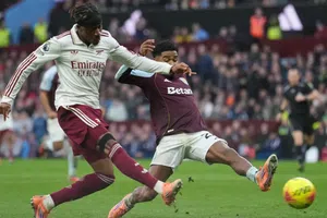 ¡Sus villanos favoritos! Arsenal cae en Premier League ante Aston Villa