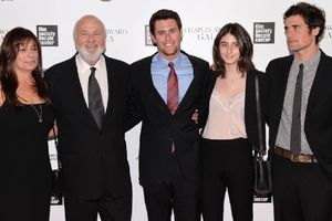 ¿Quién es Nick Reiner, principal sospechoso de asesinar a sus padres Rob Reiner y Michele Singer Reiner?
