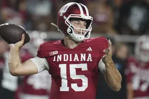 Fernando Mendoza gana el Trofeo Heisman 2025: ¿La próxima estrella de la NFL?