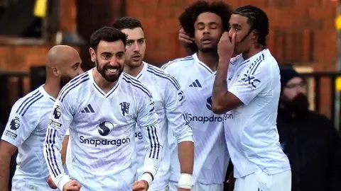 Manchester United vence a domicilio al Crystal Palace y se acerca al Top 5 de la tabla