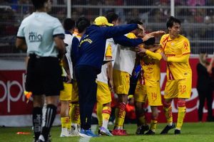 ¡Fuerte suspensión! DT fue suspendido tras hacer gesto obsceno a jugadores en el futbol mexicano