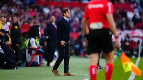 Matías Almeyda y Sevilla caen en el Derbi Sevillano ante el Real Betis